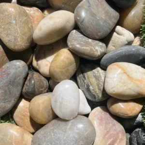 Mixed Polished Garden Pebbles